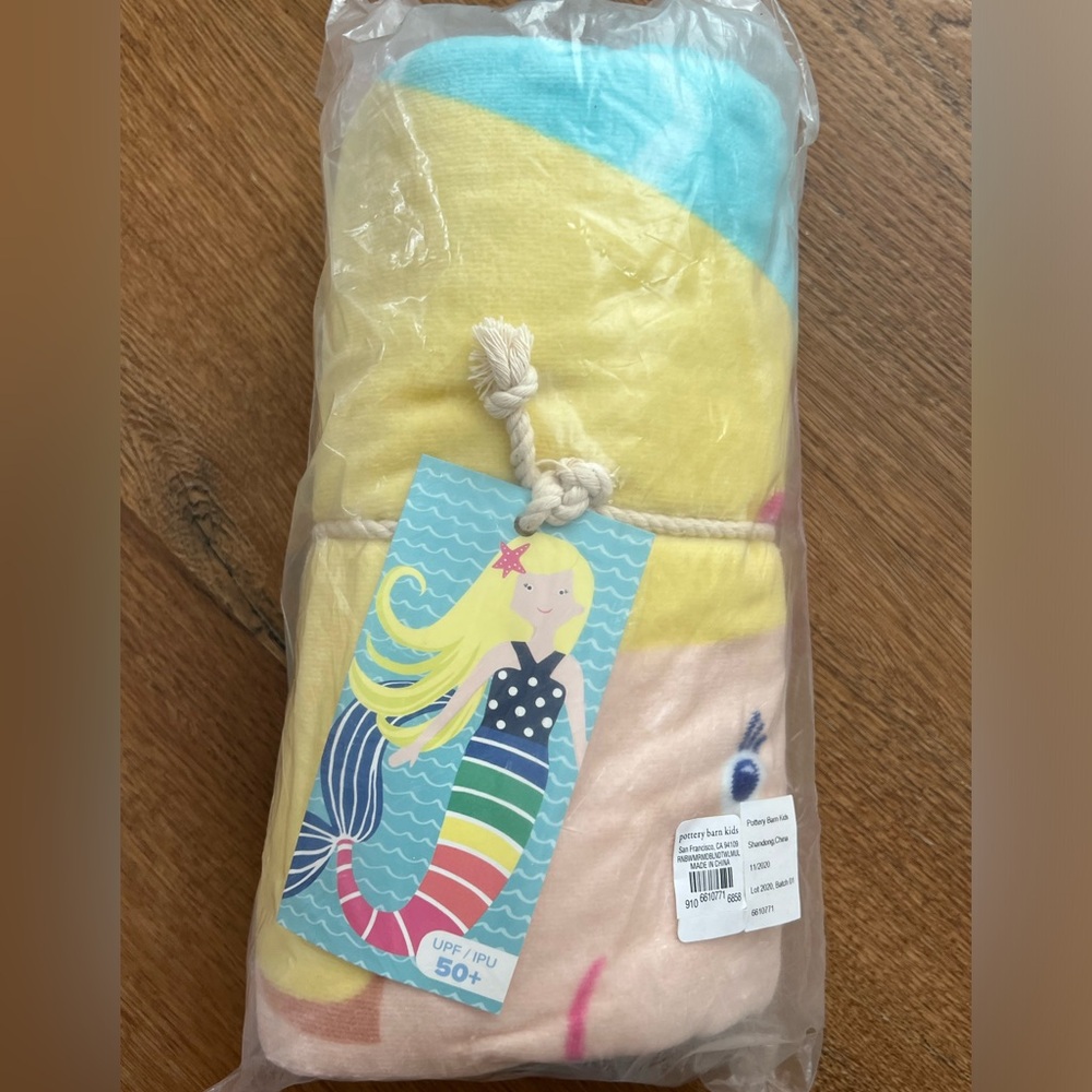 Pottery Barn Kids Mermaid Beach Towel UPF/IPU 50+